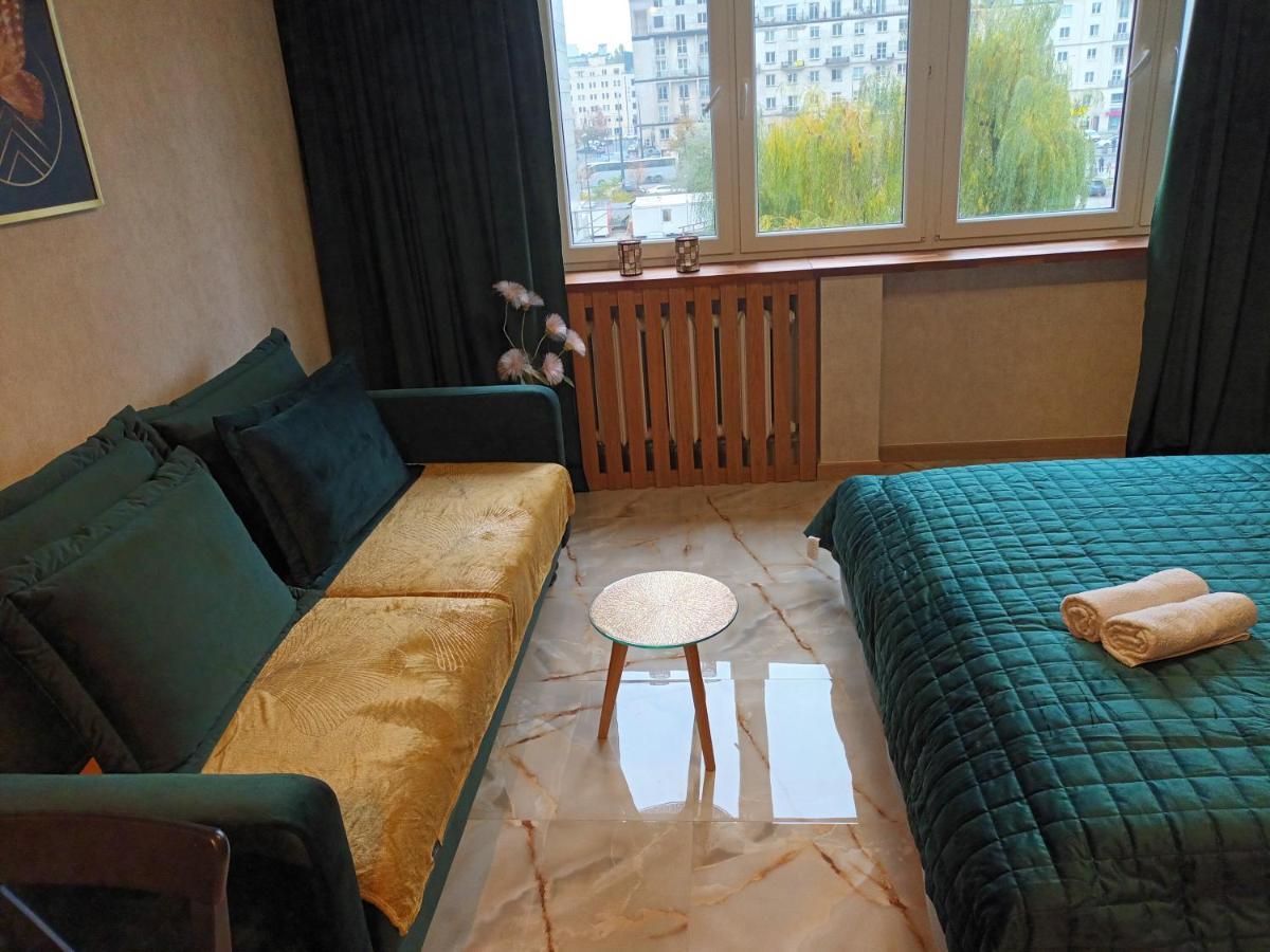 Green Apartament W Centrum ワルシャワ エクステリア 写真